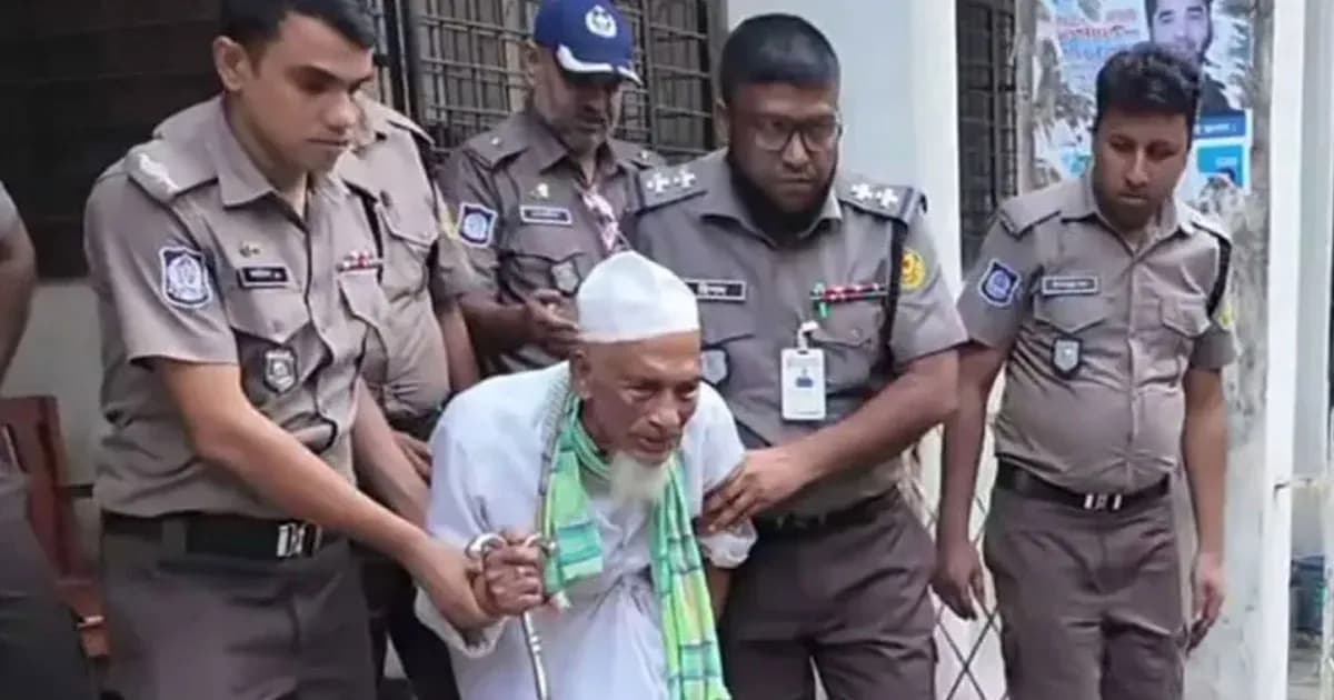১০৪ বছর বয়সেও কারাগারে নুর মোহাম্মদ