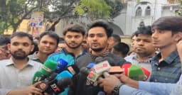 মনিরা শারমিনের প্রার্থিতা ইস্যু সমাধান সম্ভব: আসিফ মাহমুদ