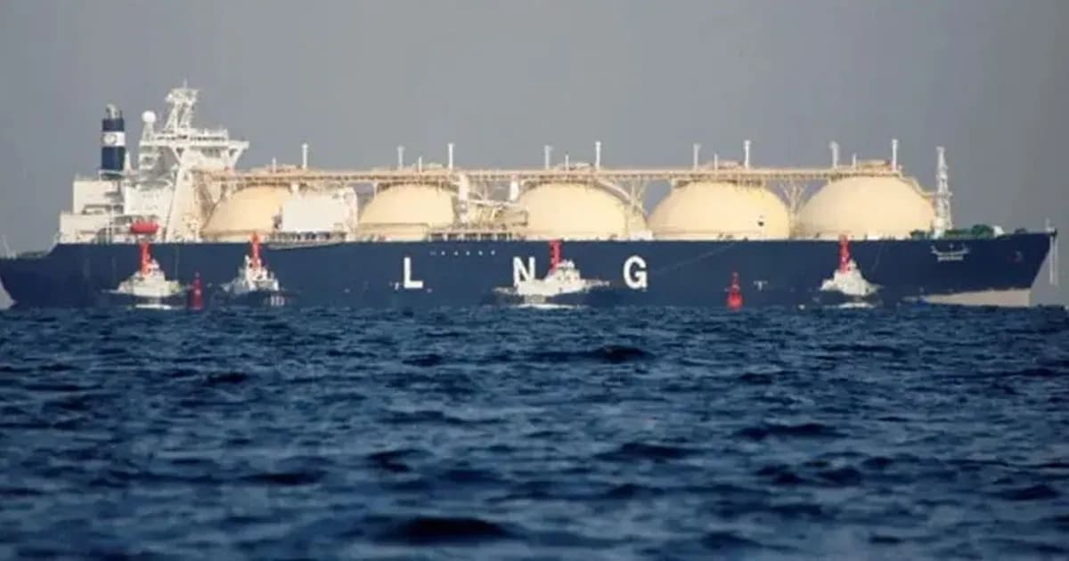 এলএনজি-এলপিজি নিয়ে দেশে আসছে আরও ৫ জাহাজ