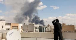 সাধারণ জনগণের জন্য জ্বালানি কোটা কাটছাঁট করল ইরান