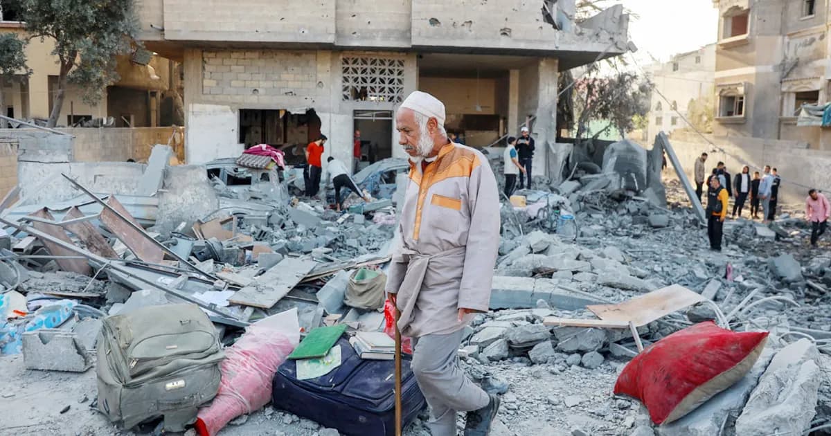 লেবাননে ইসরায়েলি বিমান হামলায় নিহত ১২, আহত ৩০