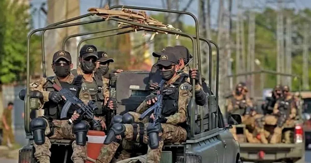 ভারতীয় প্রক্সি বাহিনীর ঘাঁটিতে পাক বাহিনীর অভিযান, নিহত ১৪