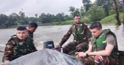 সাত উপজেলায় সেনা মোতায়েন, পানিবন্দি ৪ লাখ মানুষ