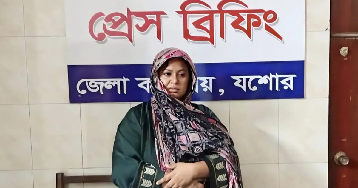 যশোরে ৩৬০০ পিস ট্যাপেন্টাডলসহ নারী মাদক কারবারি গ্রেপ্তার; স্বামী পলাতক