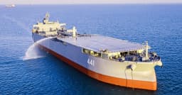 তীব্র উত্তেজনার মধ্যেই উপসাগরে বিদেশি ট্যাঙ্কার জব্দ করল ইরান