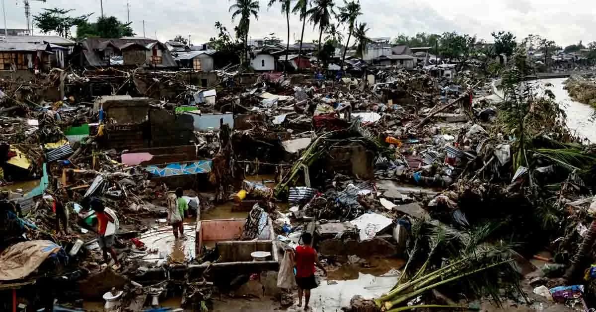 ফিলিপাইনের দিকে ধেয়ে যাচ্ছে আরেক টাইফুন