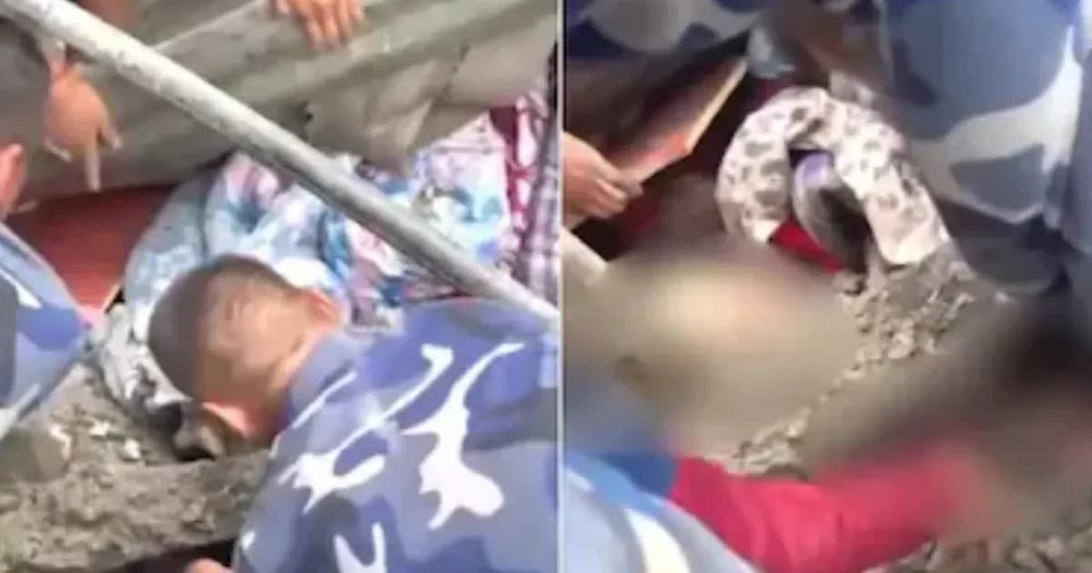 ৩ দিন পর ধ্বংসস্তূপের নিচ থেকে ‘অলৌকিক’ ভাবে ৬ বছরের শিশু জীবিত উদ্ধার