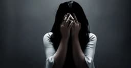 ঘুরতে নিয়ে তরুনীকে ধর্ষণ, মুমূর্ষু অবস্থায় ফেলে পালাল সহপাঠী