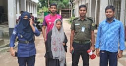 হাসপাতালে চেইন চুরির চেষ্টা, আনসারের তৎপরতায় নারী আটক