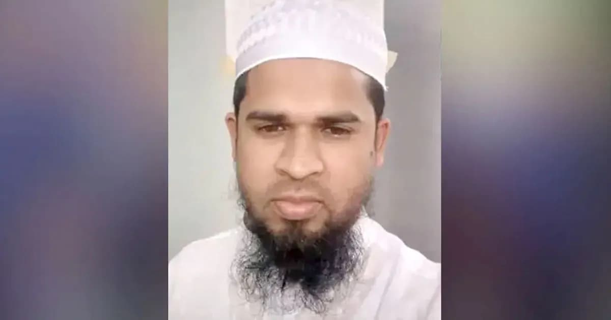 ধর্ষণে মাদরাসাছাত্রী অন্তঃসত্ত্বা : আলোচিত সেই শিক্ষক গ্রেপ্তার