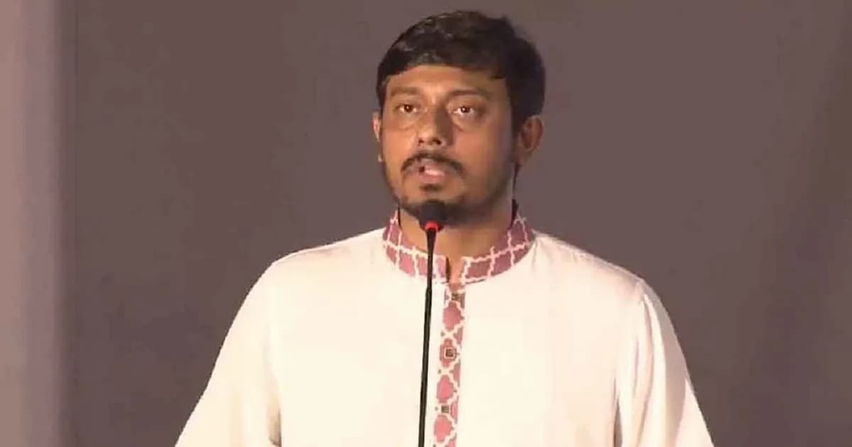 আমরাও একটি কার্ড এনেছি, লাল কার্ড: নাসীরুদ্দীন পাটওয়ারী