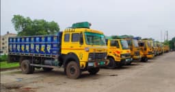 আমদানি কমায় দর্শনা রেলবন্দরে কর্মহীন ট্রাকচালক-শ্রমিক