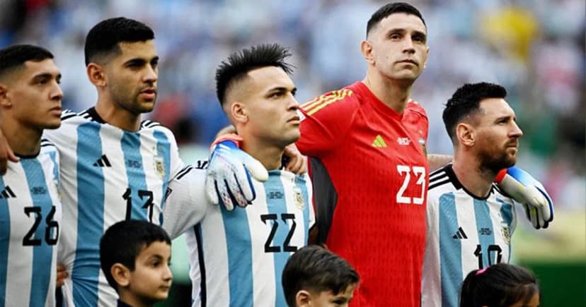 মেসি নেতৃত্বে আর্জেন্টিনার ২৮ সদস্যের স্কোয়াড ঘোষণা