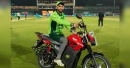 নেতৃত্ব হারানোর পর সেঞ্চুরি করলেন সালমান আগা