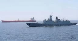 হরমুজ প্রণালী দিয়ে পাকিস্তানের ২০ জাহাজকে পার হতে দেবে ইরান