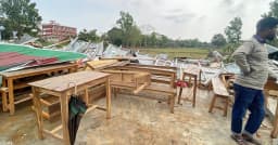 রাজনগরে রাতের ঝড়ে ক্ষতিগ্রস্ত ঊষা কেজি স্কুল, ভেঙে পড়েছে টিনসেট ভবন