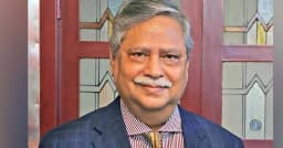চিকিৎসা শেষে দেশে ফিরলেন রাষ্ট্রপতি