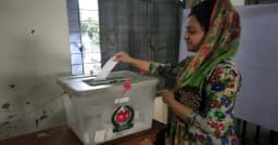 একই দিনে নির্বাচন ও গণভোট : ভোটারকে ২ ব্যালটেই সিল দিতে হবে?