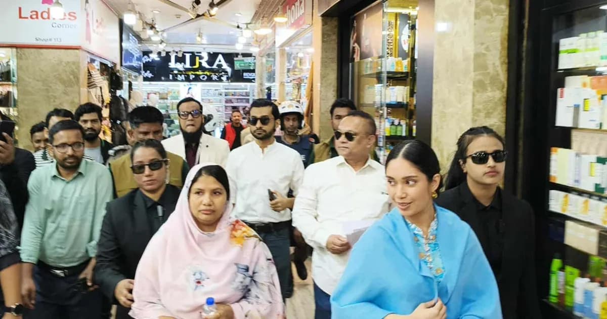 তারেক রহমানের পক্ষে গণসংযোগে মেয়ে জাইমা রহমান