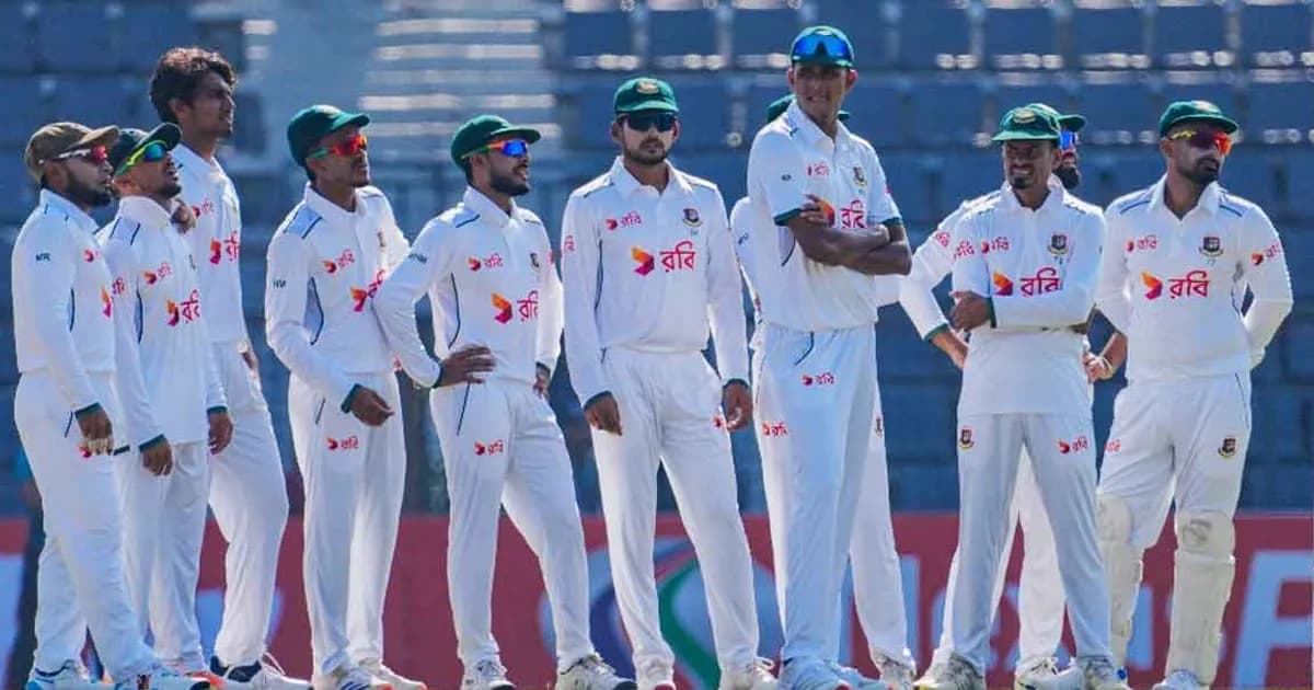 বাংলাদেশের উজ্জ্বল শুরু, এরপর ক্যাচ মিসের মহড়া