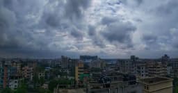 ঢাকায় আংশিক মেঘলা আকাশ, বৃষ্টির সম্ভাবনা কম