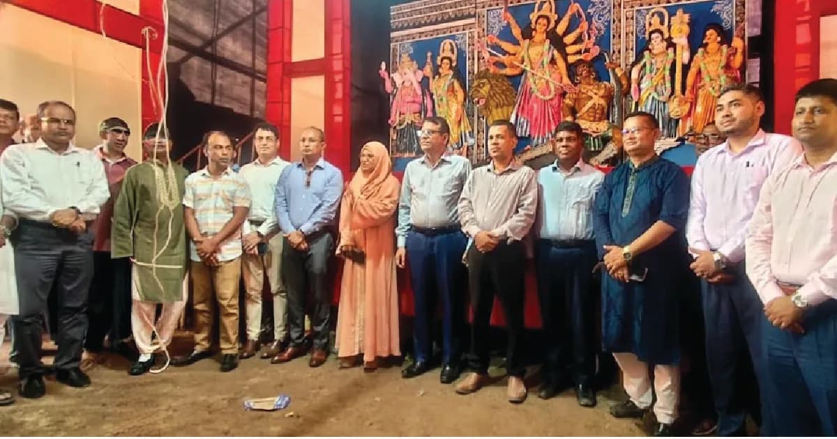 শেরপুরে পূজামণ্ডপ, মন্দির ও সড়ক পরিদর্শন করলেন সচিববৃন্দ