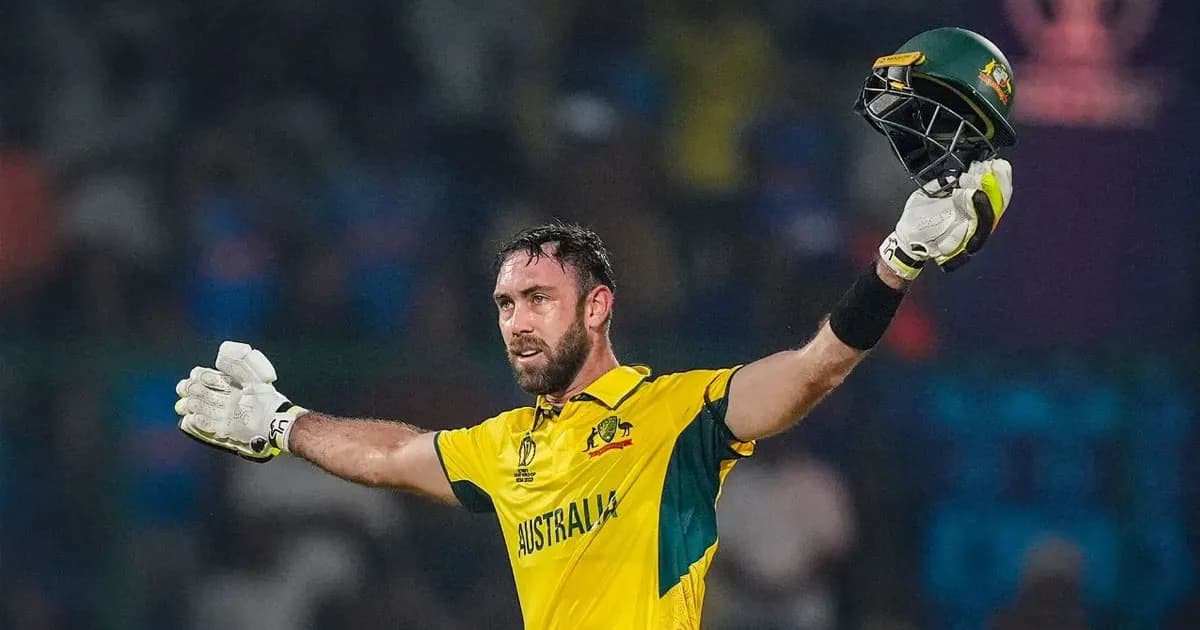 টি-টোয়েন্টিতে অনন্য মাইলফলক স্পর্শ করলেন গ্লেন ম্যাক্সওয়েল