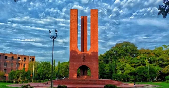 জাহাঙ্গীরনগর বিশ্ববিদ্যালয়ে ক্লাস-অফিস বন্ধ, পরীক্ষা স্থগিত