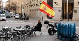 ৫ লাখ অভিবাসীকে বৈধতা দিচ্ছে স্পেন