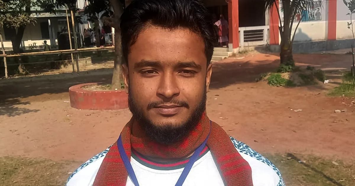 ‘প্রথম প্রেমের মতো অনুভূতি পাচ্ছি’ ভোট দিয়ে তরুণ