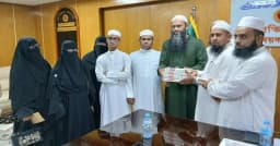 বিশ্বজয়ী হাফেজদের দেওয়া ‘নেক্সাস’ বই ফেরত নিলেন ধর্ম প্রতিমন্ত্রী