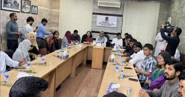 ডাকসুর দায়িত্ব নিলেন সাদিক-ফরহাদ, সিনেটে ৫ ছাত্র প্রতিনিধি