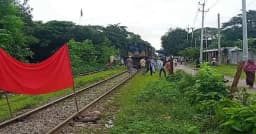 ঢাকা-ময়মনসিংহ রেলপথে ট্রেন চলাচল বন্ধ
