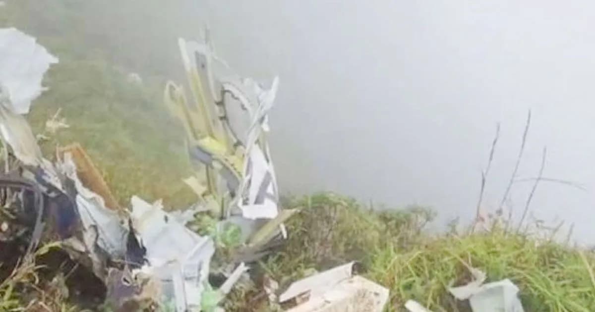 ইন্দোনেশিয়ায় বিমান বিধ্বস্ত: ১০ জনের মরদেহ উদ্ধার