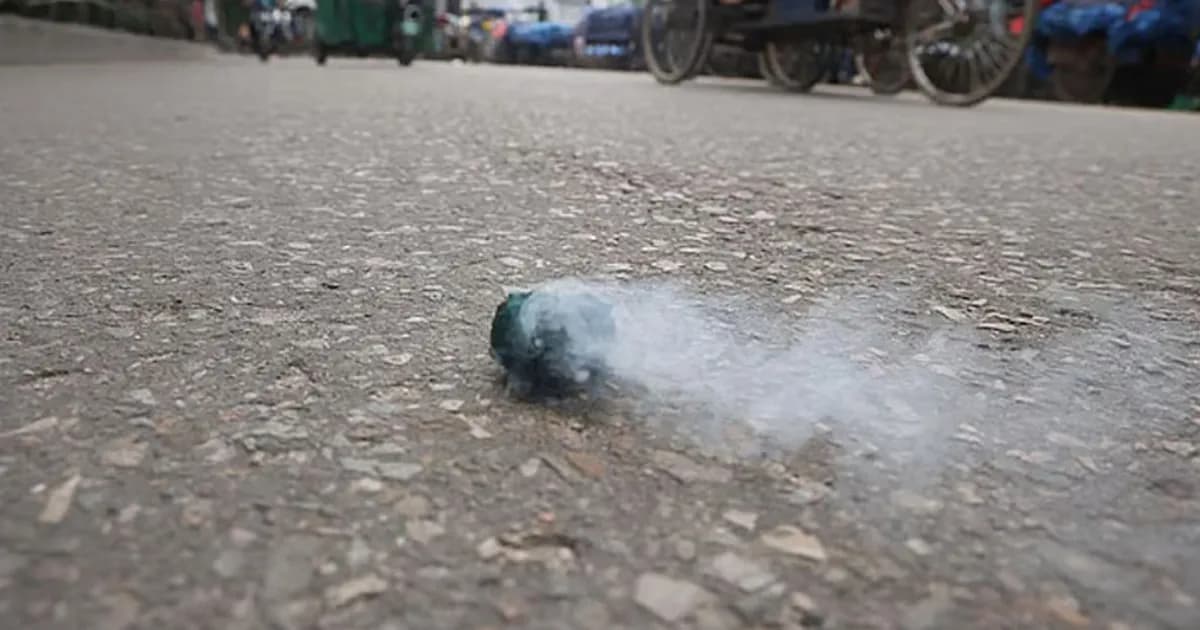 খুলনায় লংমার্চে ককটেল বিস্ফোরণ, পণ্ড জামায়াতের পথসভা