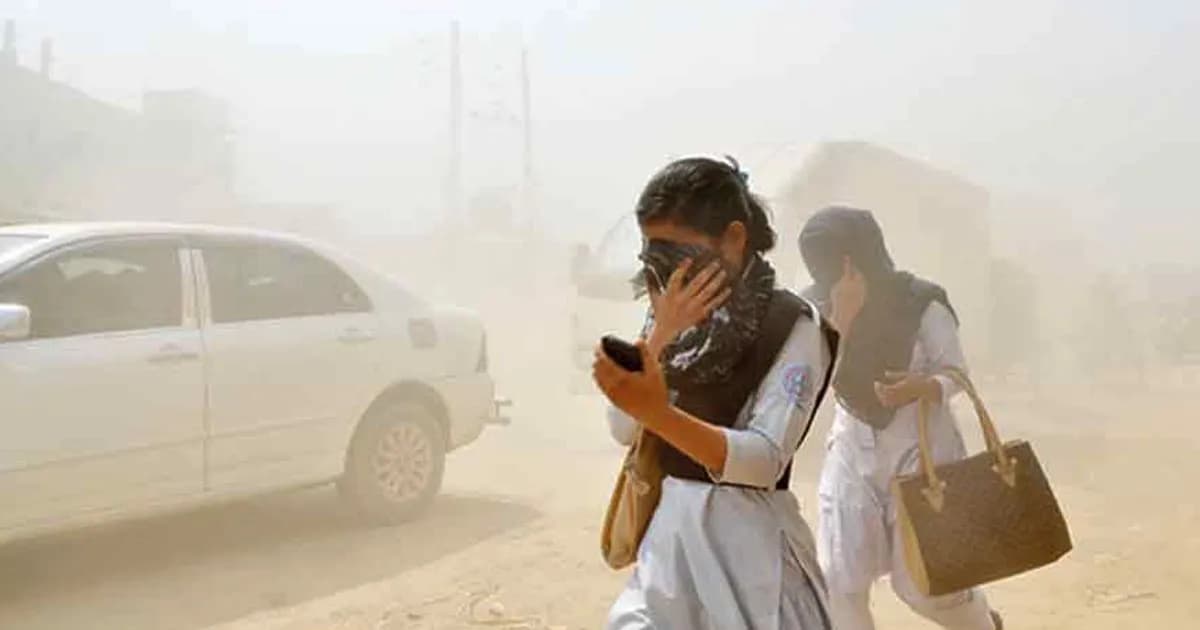 বিশ্বের দূষিত বায়ুর শহরের তালিকায় দ্বিতীয় অবস্থানে ঢাকা