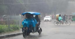 ঢাকাসহ সারা দেশে ঝোড়ো বৃষ্টি ও বজ্রপাতের আভাস