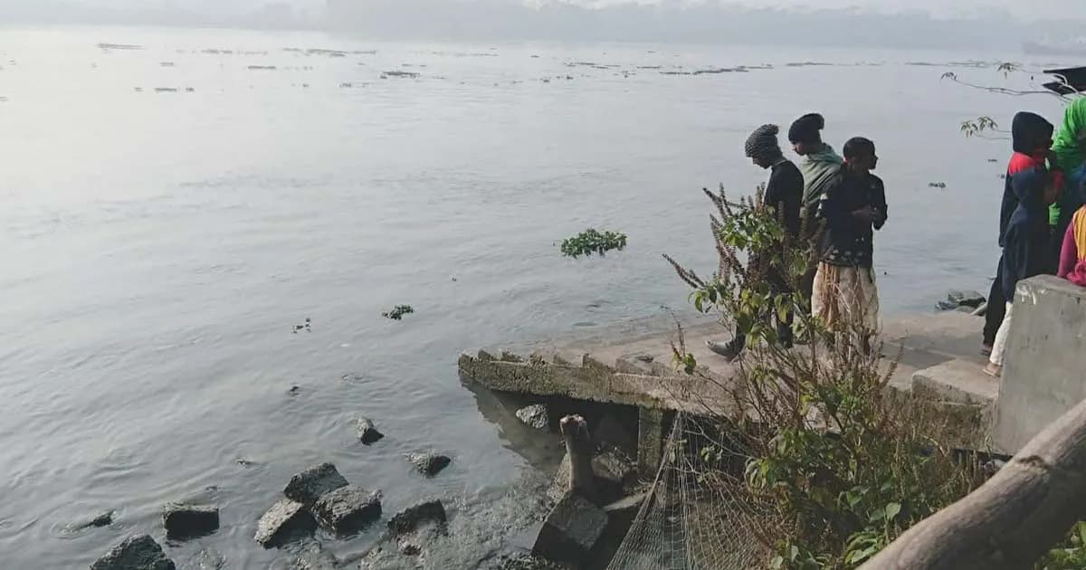 ঝালকাঠিতে নিখোঁজের পর নদীর পাড় থেকে নারীর মরদেহ উদ্ধার