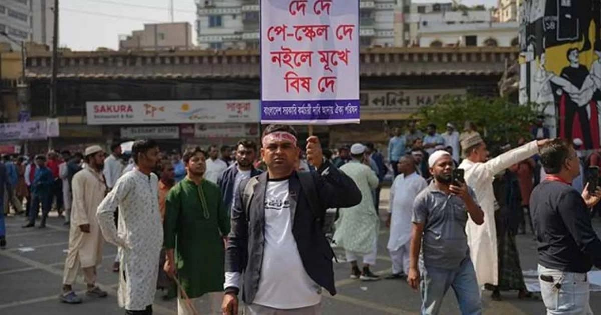 যমুনার সামনে থেকে সরিয়ে দিয়েছে আন্দোলনকারীদের