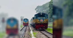 চার দিন পর কক্সবাজার রুটে ট্রেন চলাচল শুরু