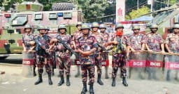 বিজিবির নিরাপত্তার চাদরে ধানমন্ডিসহ রাজধানীর বিভিন্ন স্থান