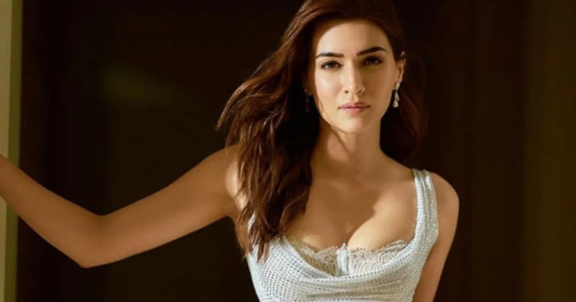 স্বজনপ্রীতির কারণে কাজ হারানোর অভিজ্ঞতা জানালেন কৃতি শ্যানন