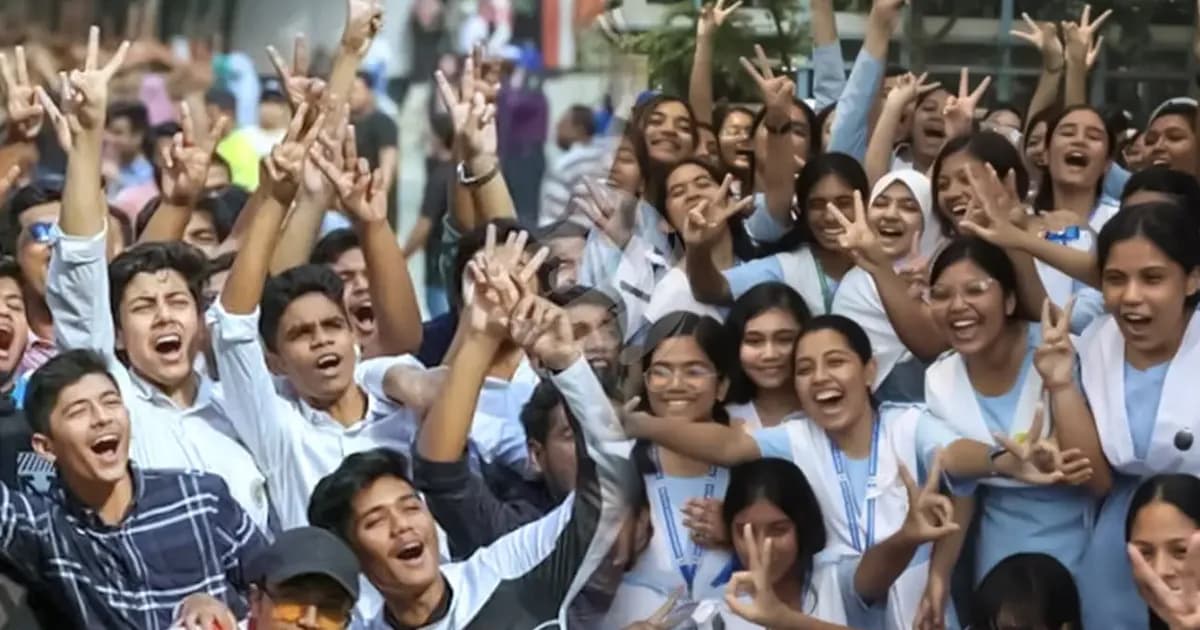 এসএসসি-সমমানে পাসের হারে শীর্ষে ঢাকা, ৭১ দশমিক ৬৩ শতাংশ