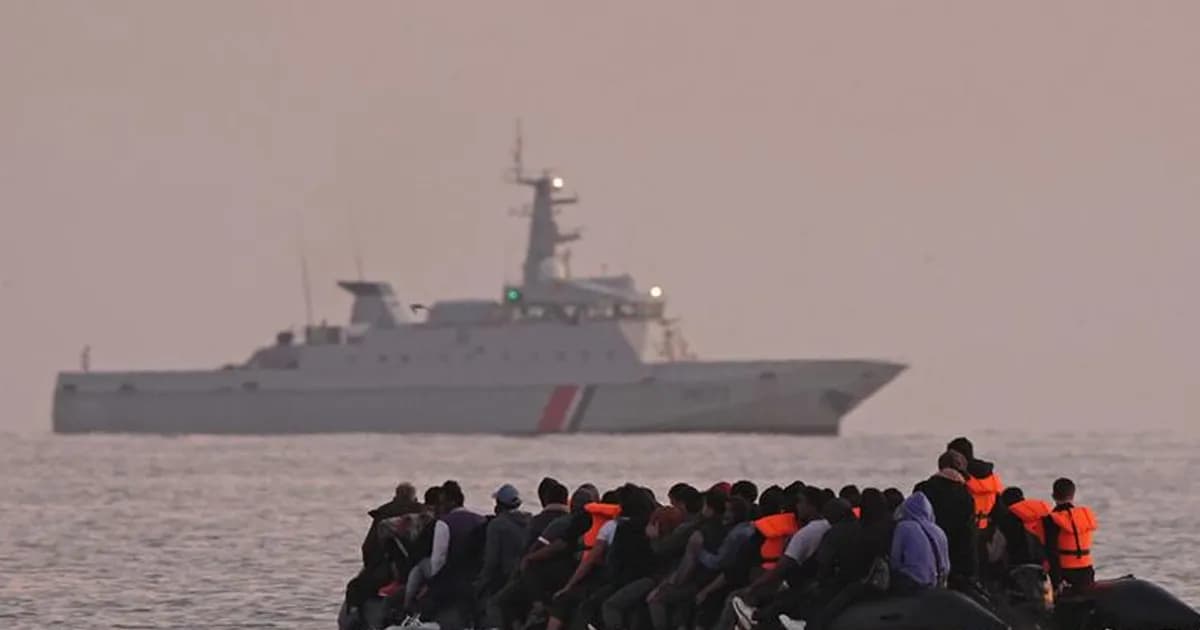 অবৈধ অভিবাসী ফেরাতে দুই দেশের সঙ্গে চুক্তিতে ব্রিটেন