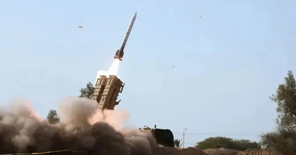 নতুন করে তেল আবিবে ক্ষেপণাস্ত্র হামলার দাবি ইরানের