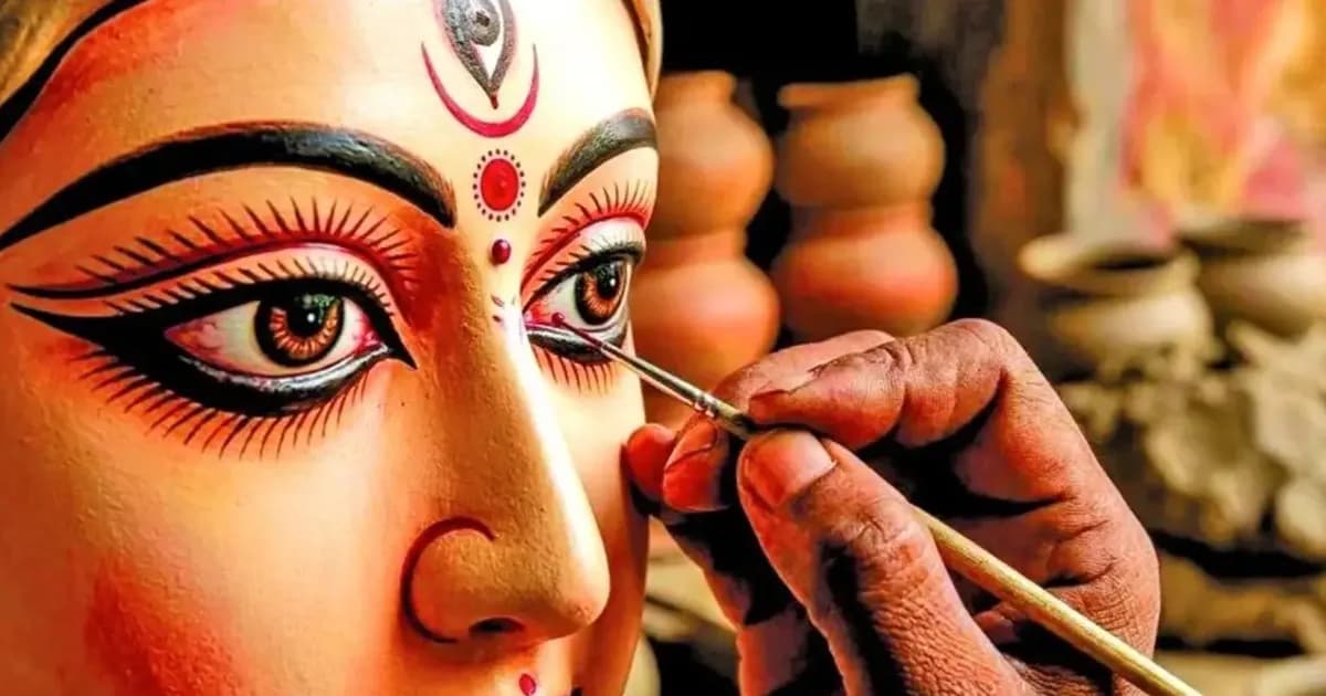 আজ দেবীর বোধন, কাল থেকে শুরু শারদীয় দুর্গোৎসব