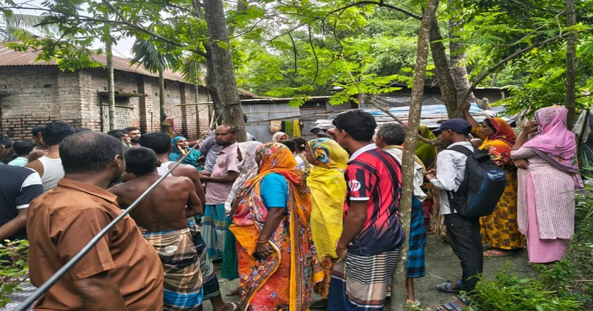 মাদ্রাসা থেকে নিয়ে যাওয়ার তিন দিন পর নদীতে শিশুর মরদেহ