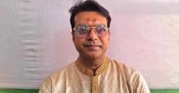 বাবার মৃত্যুতে শোকাহত চিত্রনায়ক মেহেদী