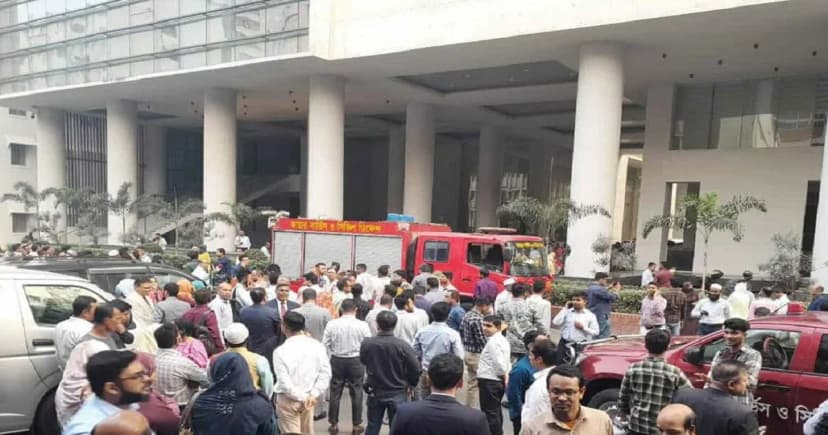 সচিবালয়ে আগুন লাগার বিষয়ে যে তথ্য দিল ফায়ার সার্ভিস