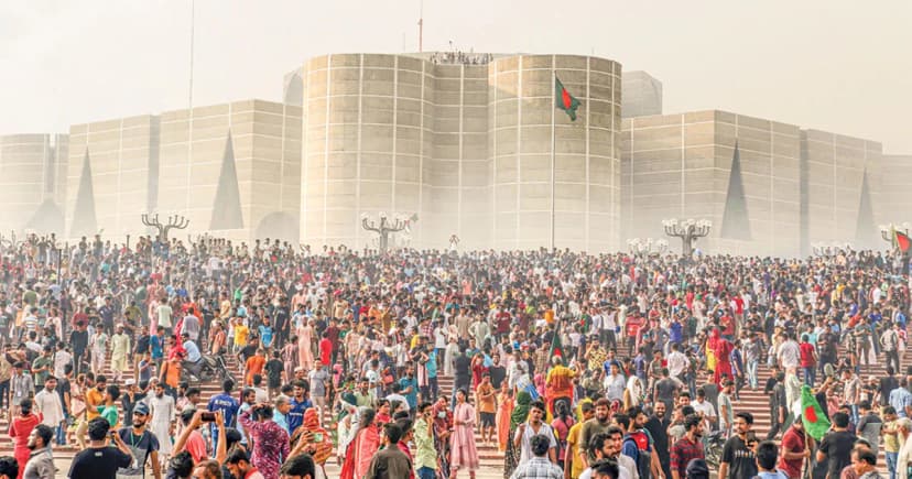জুলাই যোদ্ধা ও শহীদ পরিবারের জন্য বিমান ভাড়ায় ৫০% ছাড়
